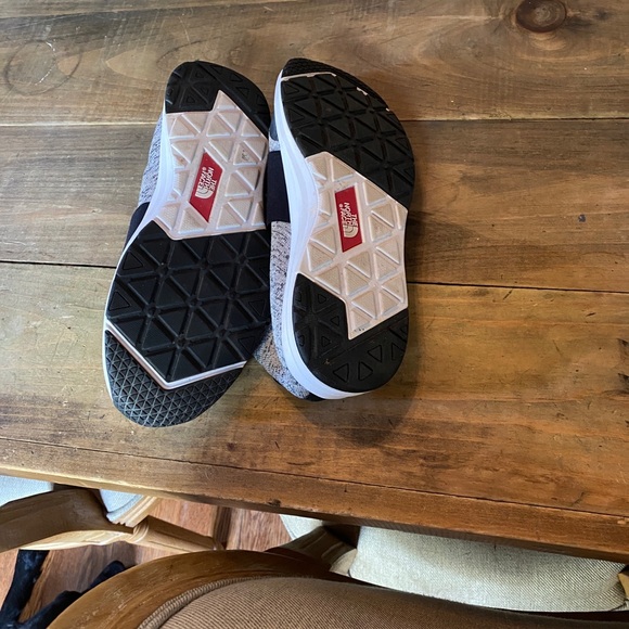 The North Face Black and Gray Slip-On Shoes women’s - Picture 10 of 10